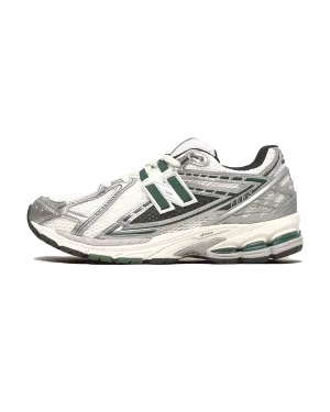 1906R - Silver Green / White