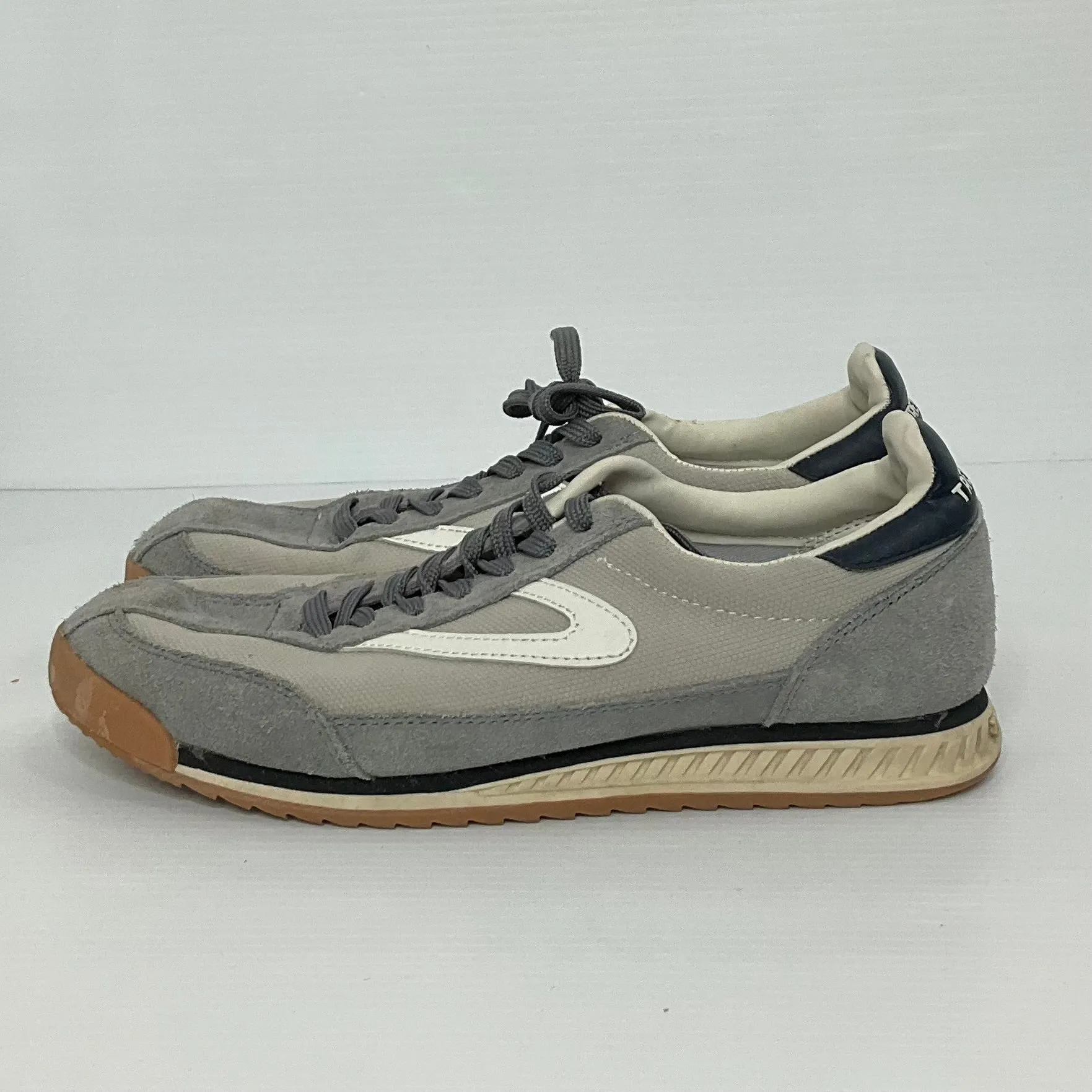 Grey Shoes Athletic Cmb, Size 7.5