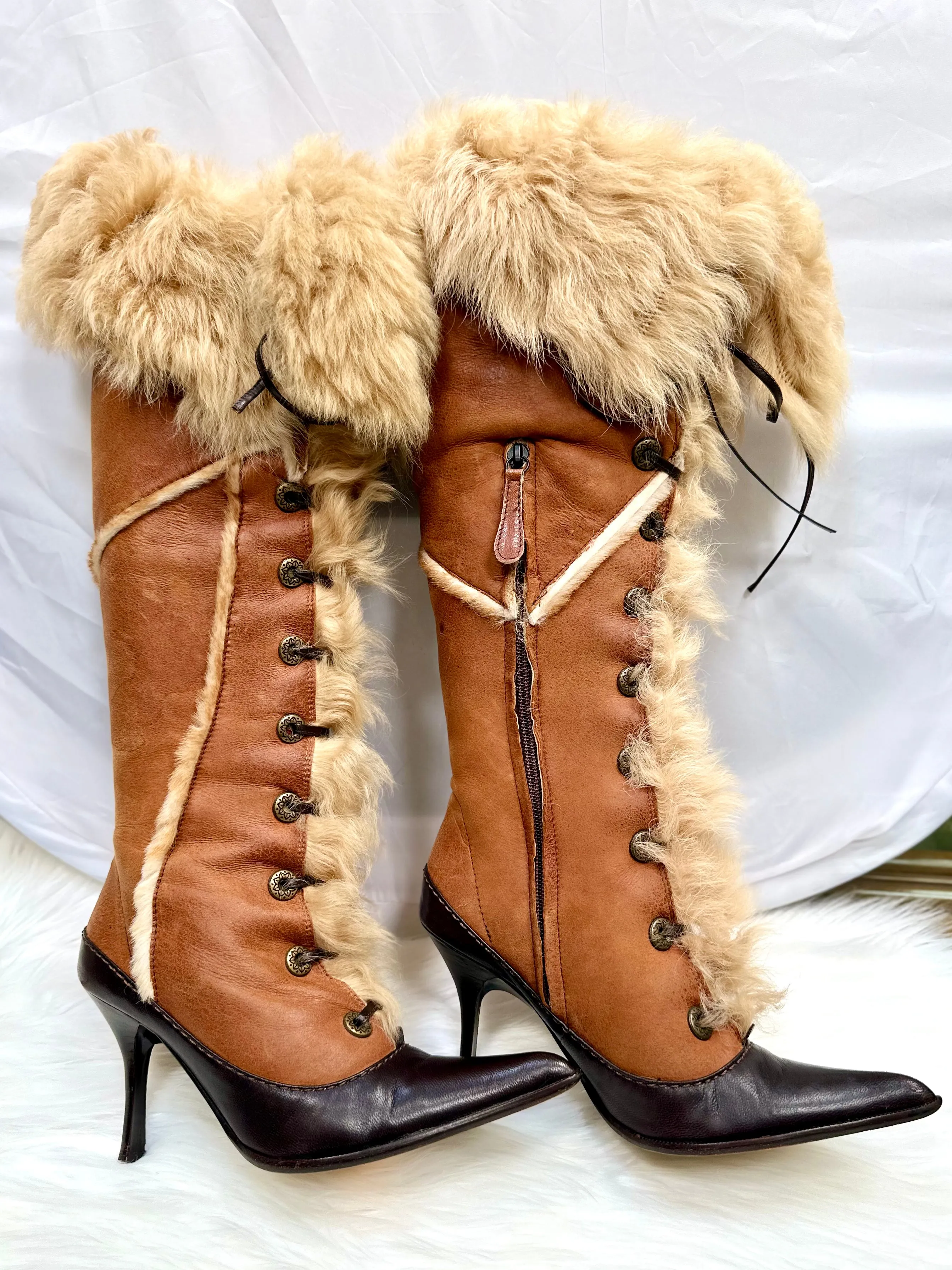 VICINI Suede 20'' Tall Boots size 6.5 (PREOWNED)